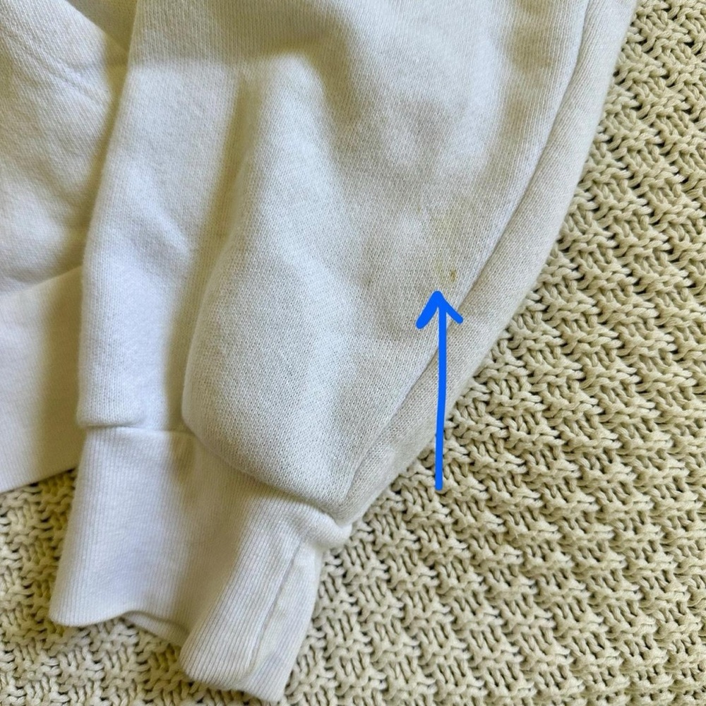 Brandy Melville Cropped Zip-up Hoodie - Picture 5 of 6